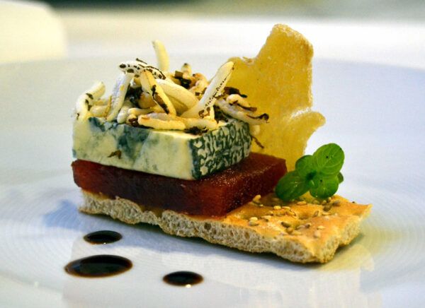 Trifásico de queso azul “Castello Black”