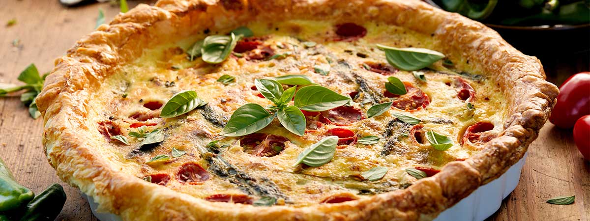 Quiche de ajetes y tomates cherry