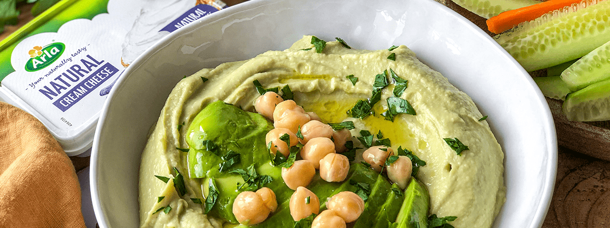 Hummus de aguacate y queso crema Arla