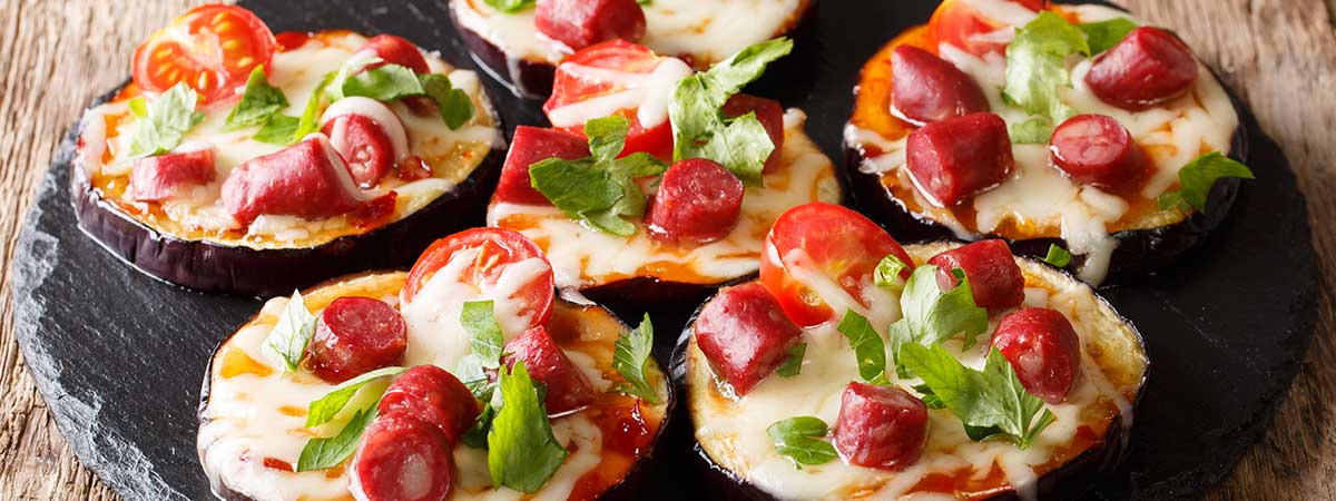 Mini pizzas de berenjena por Mario Sandoval