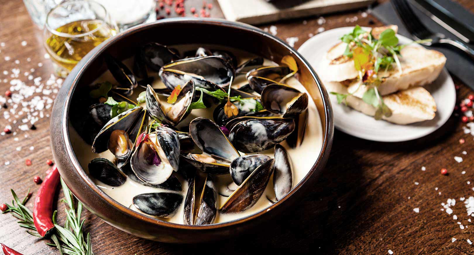 mejillones de roca a la crema