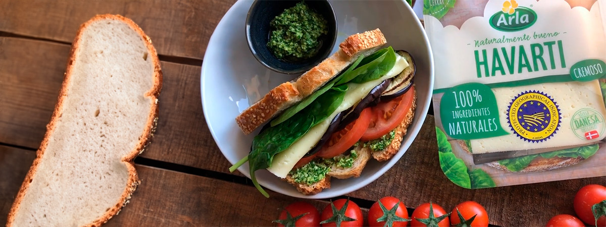 Sandwich con Pesto. Arla